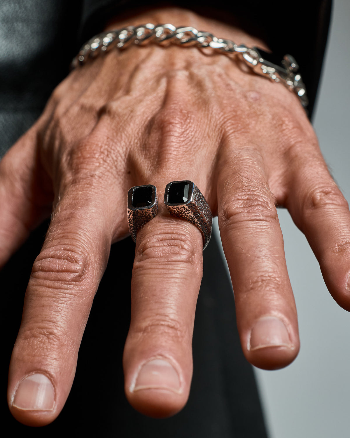 Men's Felix ring in black onyx and sterling silver