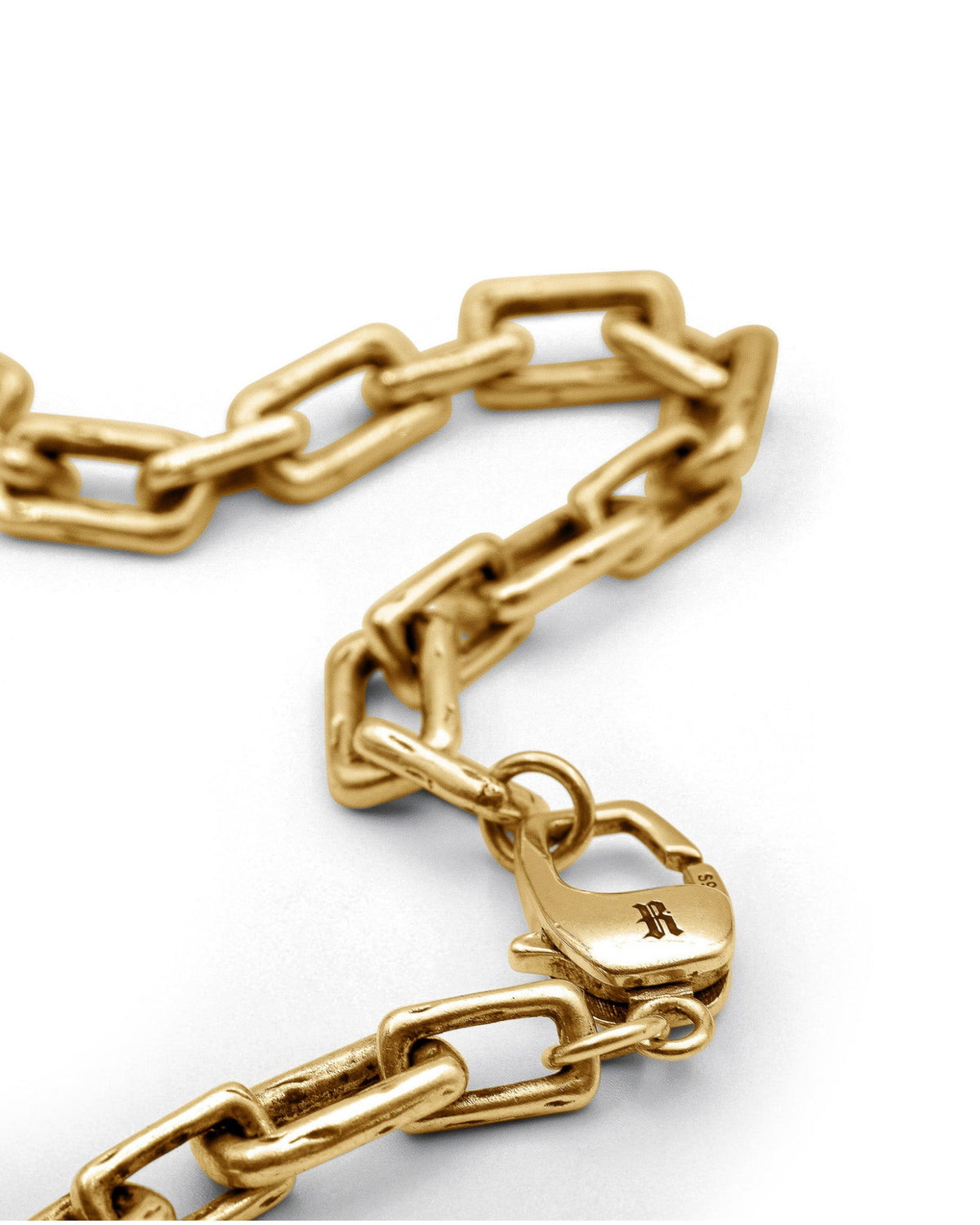 Close-up of the Curtis Gold Necklace handcrafted with a premium 18K gold vermeil finish.