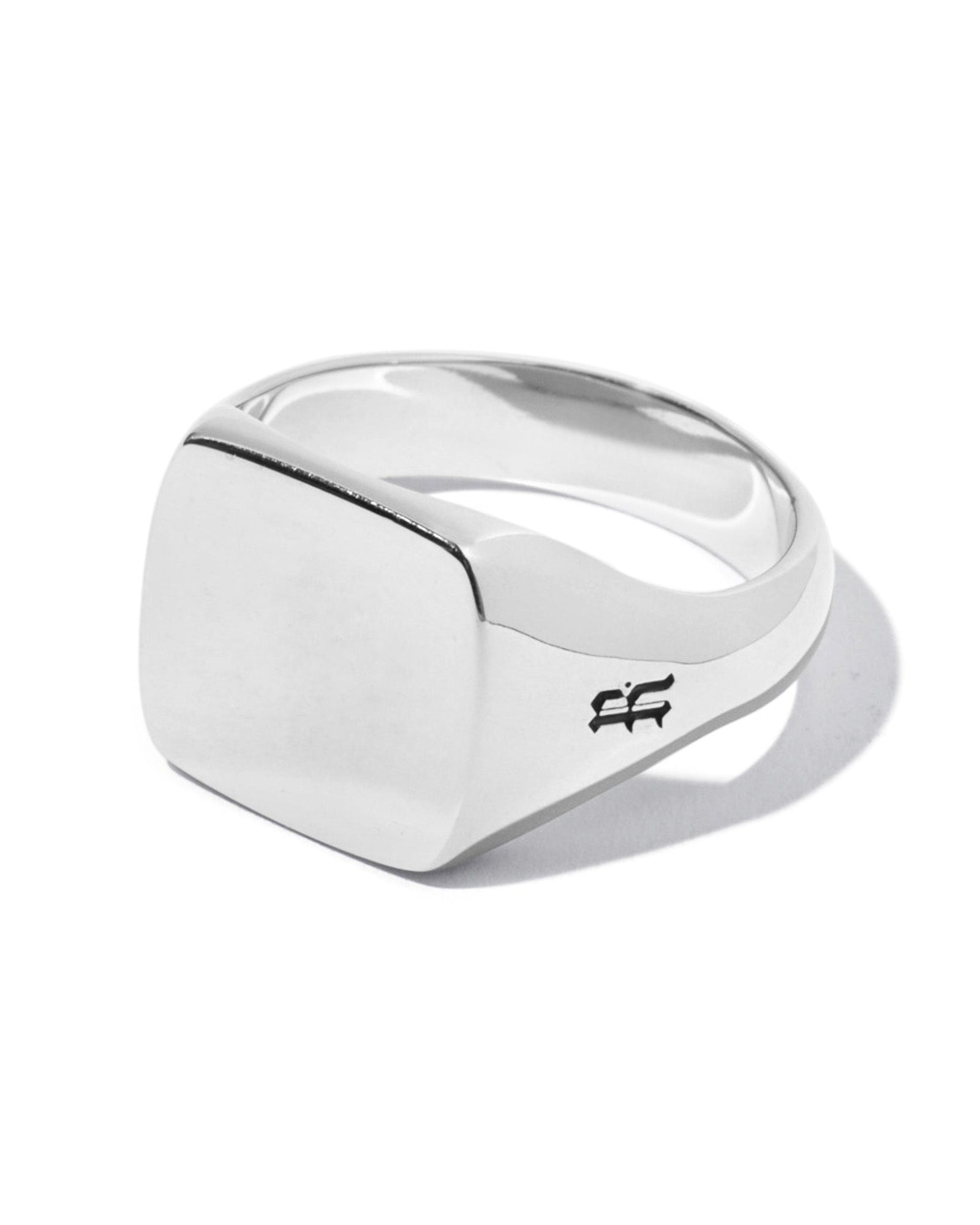 Men's Frankie signet ring in polished sterling silver