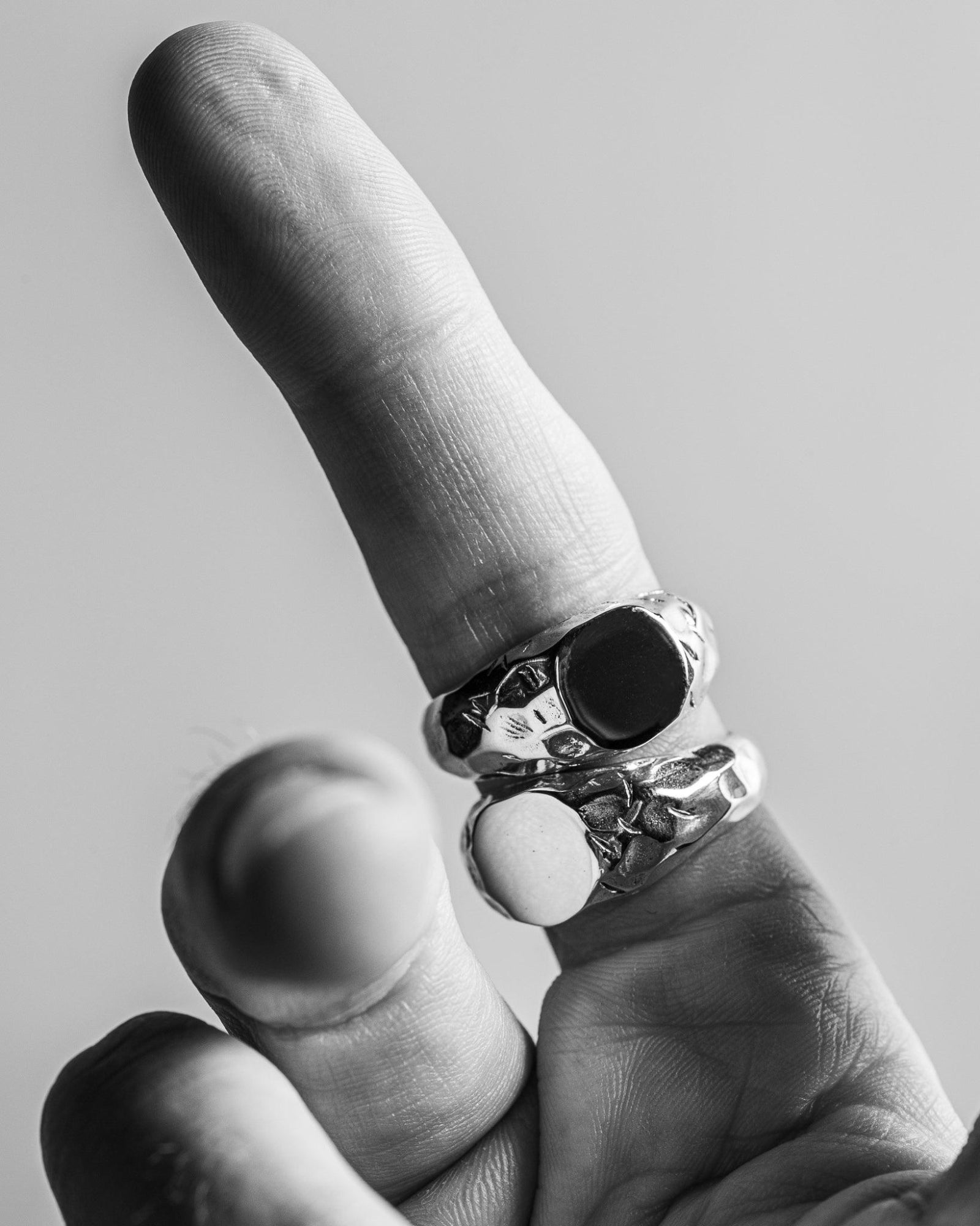 Jasper 1.0 ring worn on a model's hand